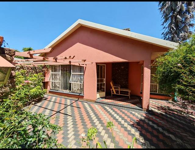 3 BEDROOM HOUSE FOR SALE IN VANDERBIJLPARK SE 7